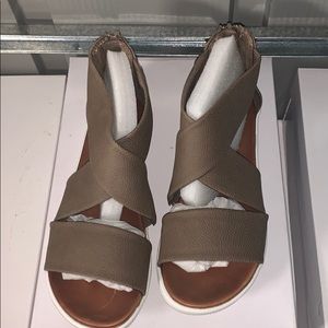 womens mia sandy sandal